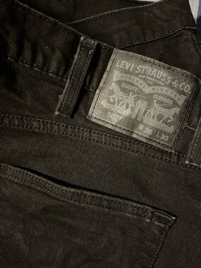 Levi’s 502 Taper Jeans